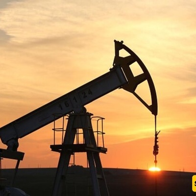 Oil Prices Hold on to Last Week’s Gains