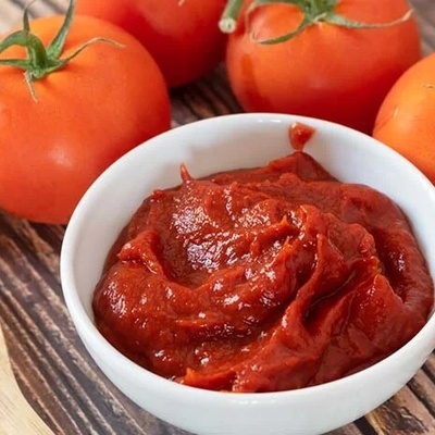 Make the Most Aromatic Tomato Paste Ever—Thicker, Richer, and More Flavorful, Just Like Iranian Grandmas Do! 👌 How Do You Make Yours?