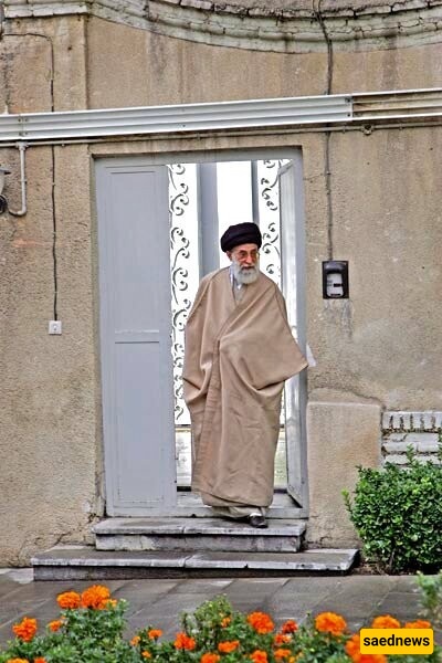 Brick Walls and Gilded Halls: A Tale of Two Residences in Revolutionary Iran