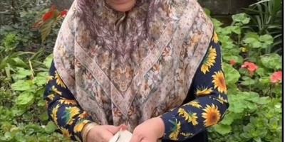 Tutorial for Zereshk Polo with Wedding-Style Chicken in a Lush Green Nature Setting with the Culinary Art of an Iranian Lady + Video / This Dish Is Absolutely Delicious 😍