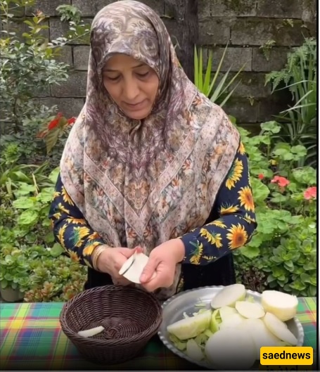 Tutorial for Zereshk Polo with Wedding-Style Chicken in a Lush Green Nature Setting with the Culinary Art of an Iranian Lady + Video / This Dish Is Absolutely Delicious 😍