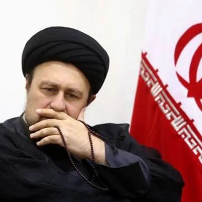 Seyyed Hassan Khomeini Showed Courtesy and Respect Toward Khodadad Azizi