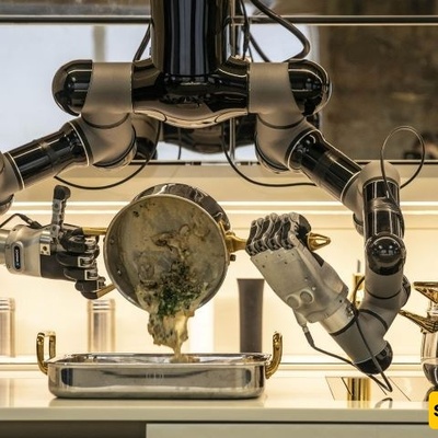 Robotic Kitchen Uses AI to Serve 120 Meals Per Hour—A Game-Changer for Restaurants