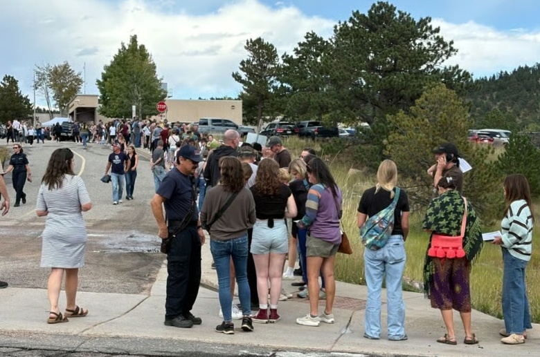  Evergreen High School