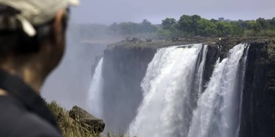 Devil’s Pool: A Terrifying Natural Wonder in Africa + Photos