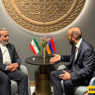 Iran’s FM Araghchi Meets His Armenian Counterpart in Yerevan