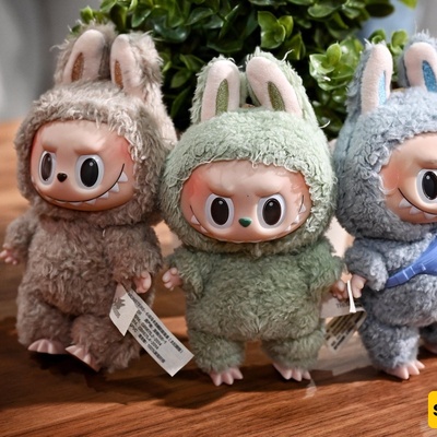 A Strange Criticism of Laboubo by a News Agency—Trying to Take Hossein Fahmideh’s Place?