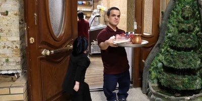 (Photos) The First Dwarf-Themed Restaurant in Tehran! What a fascinating and unique place 😍