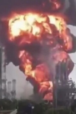 Fire Rages at Venezuela’s Petrocedeno Oil Upgrader