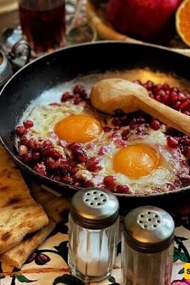 How to Make a Simple, Delicious, And Traditional Northern Pomegranate Omelet