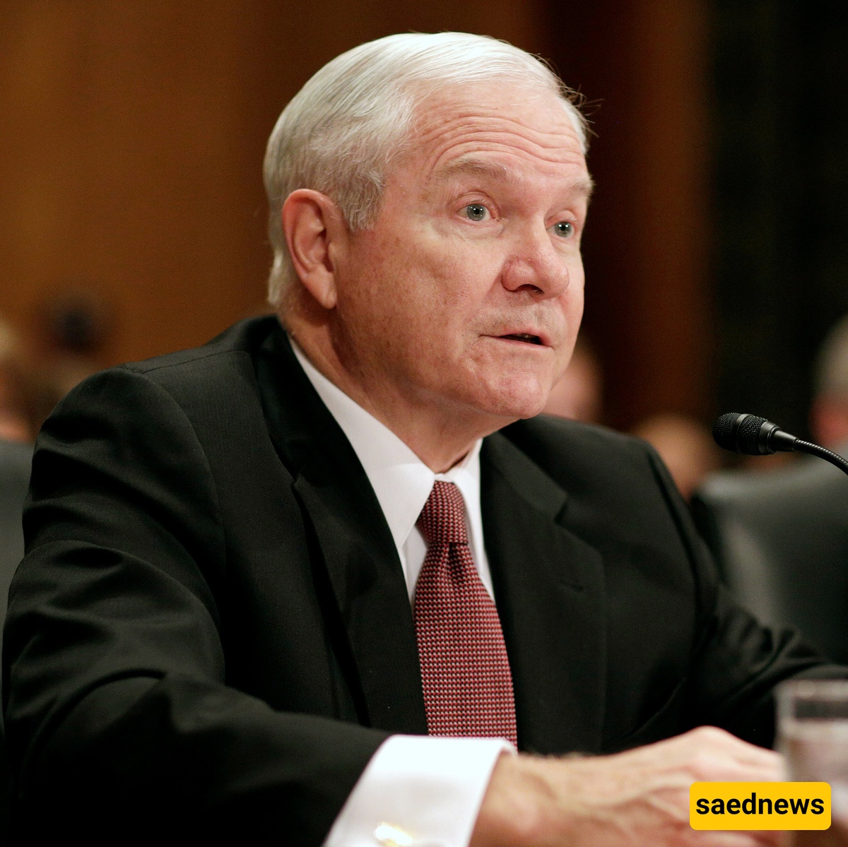  Robert Gates