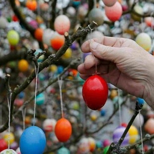 Easter Traditions: From Christ’s Resurrection to Water-Splashing Celebrations