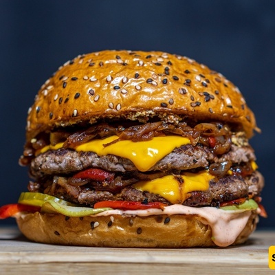 How to Make Juicy, Delicious Restaurant-Style Burgers