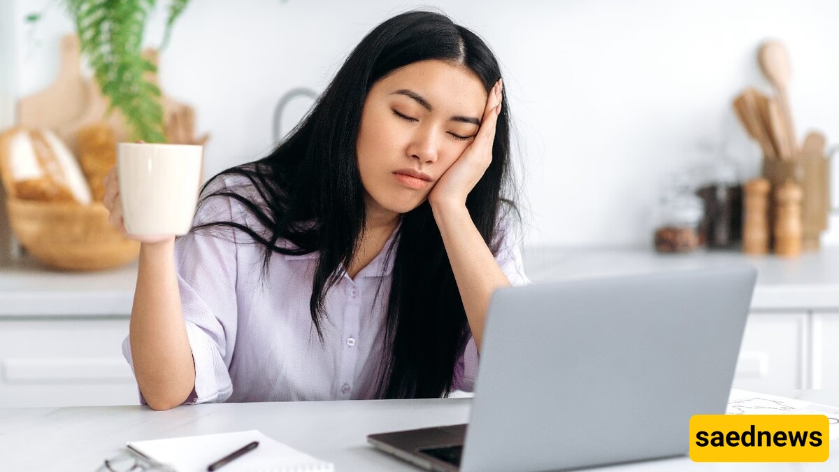 How to Manage Daytime Sleepiness at Work: 9 Effective Strategies