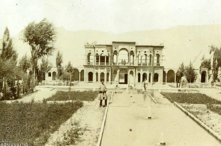 Shazdeh Mahan Garden