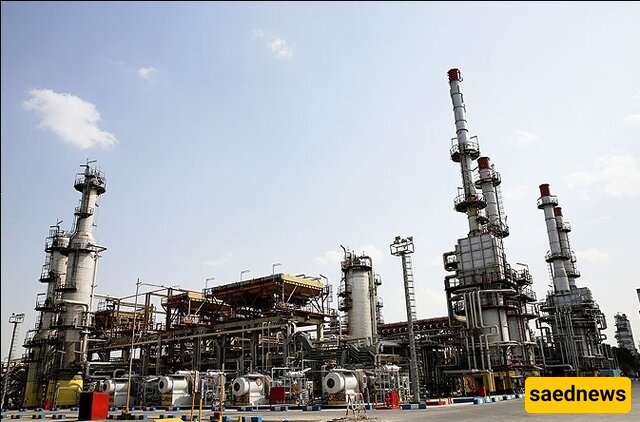 Tehran Refinery Is in Full Health / Operations Continue Without Interruption