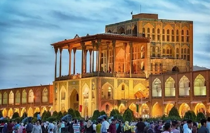Ali Qapu Palace 