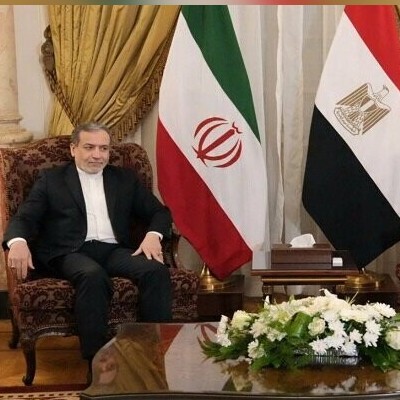 Iranian and Egyptian Foreign Ministers Hold Talks in Cairo