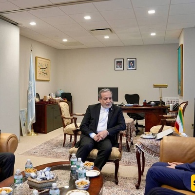 Araghchi Calls on International Community to Hold US and Israel Accountable for Illegal Actions