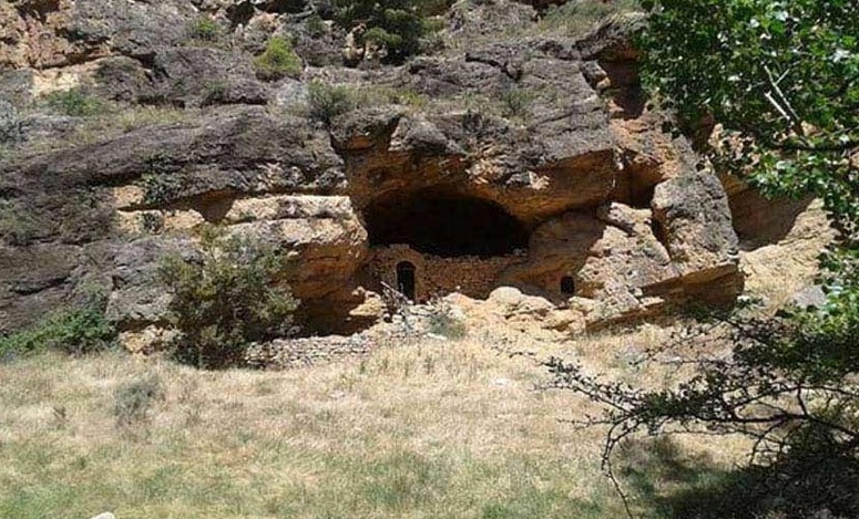 Javaherdeh Village