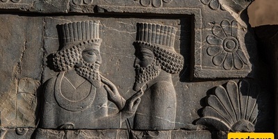 A Look at the Unique Collection of Architects’ Signatures at Persepolis / Traces of Ancient Picassos in the Magnificent Iranian Monument + Photos