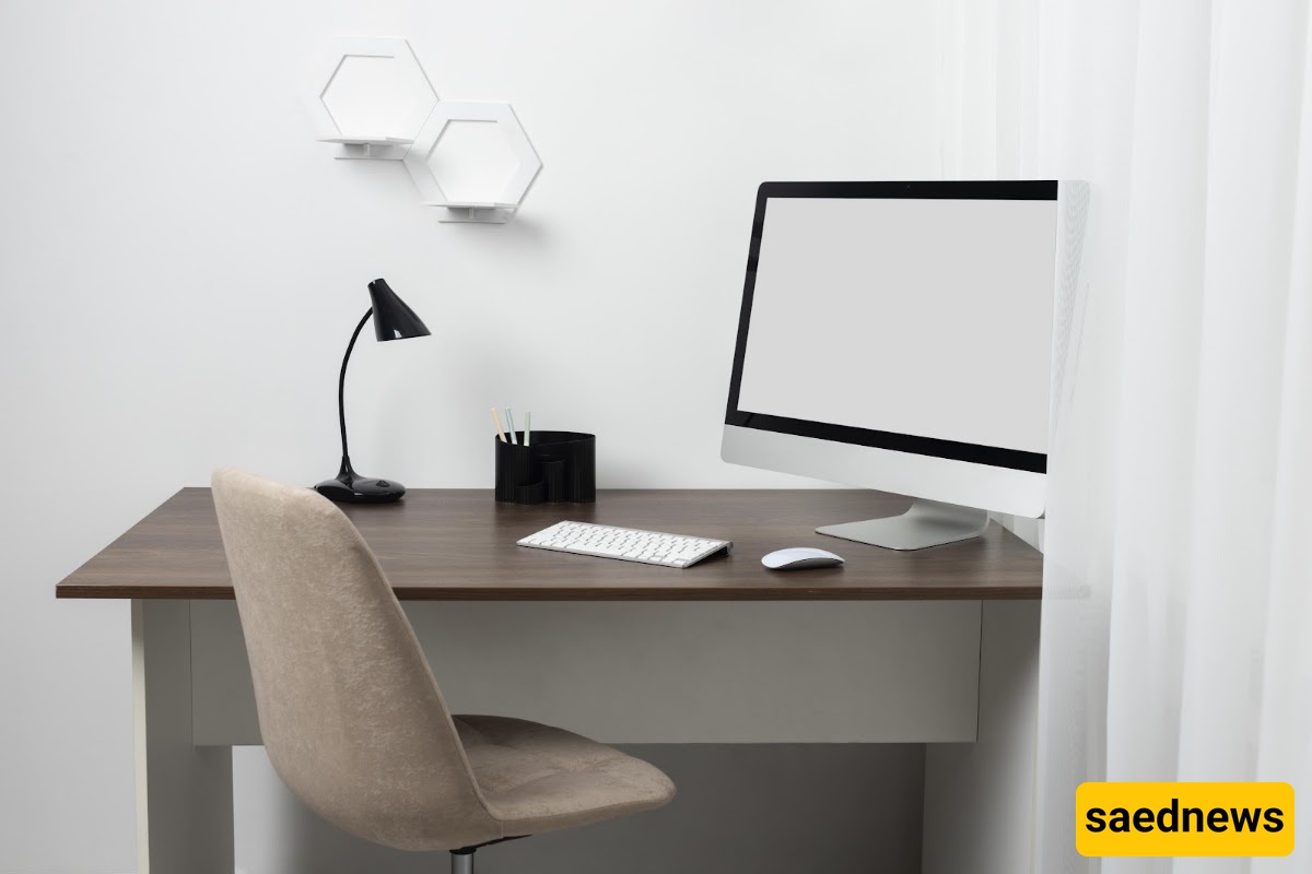  Work Desk