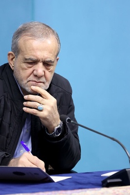 Pezeshkian Stresses Commitment To Defending Iran, Supporting Palestinian Rights