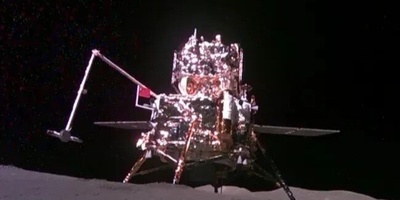 Scientists Amazed: Water-Containing Meteorite Remains Found in Remote Part of the Moon