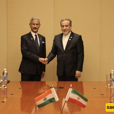 Foreign Minister Araqchi meets Indian counterpart in China