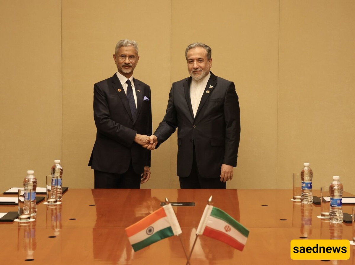 Foreign Minister Araqchi meets Indian counterpart in China