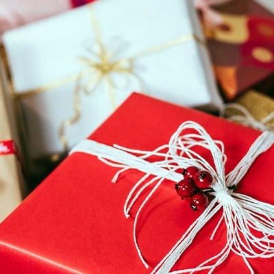 Egyptian Young Man’s Unusual Gift to His Crush Goes Viral on Social Media