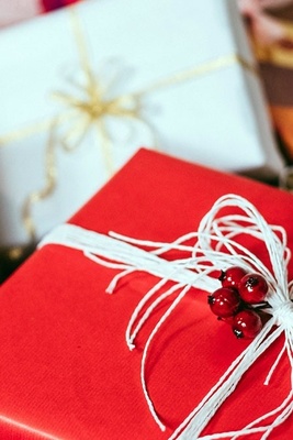 Egyptian Young Man’s Unusual Gift to His Crush Goes Viral on Social Media