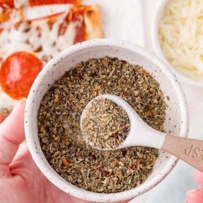 Best Spices for Pizza: What Is the Best Pizza Spice Blend?