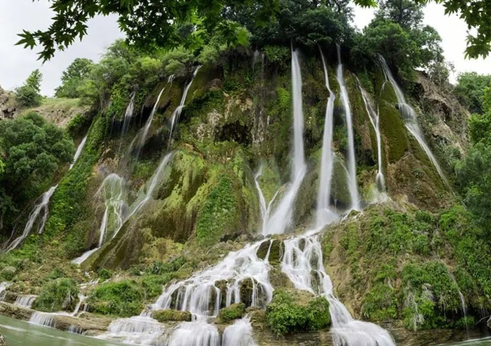 Bisheh Waterfall