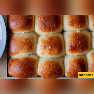 These Old-School Dinner Rolls Are the Little Pillows Your Sundays Deserve