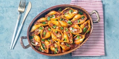 Jumbo Shell Pasta with Meat and Tomato Sauce