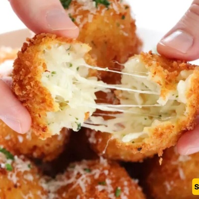 Crispy Cheesy Fried Potatoes Recipe!