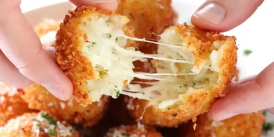 Crispy Cheesy Fried Potatoes Recipe!