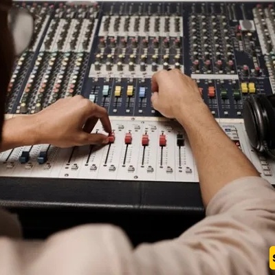 How to Choose the Perfect Mixer for Recording Your Music?
