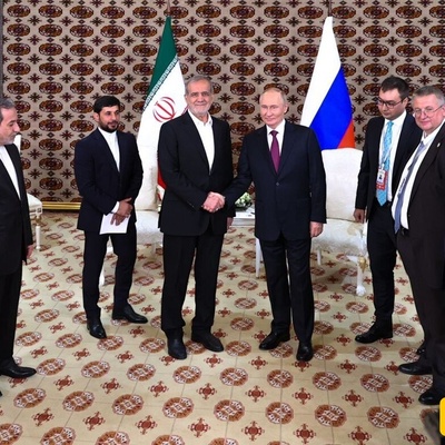 Pezeshkian and Putin Hold Productive Two-Hour Meeting at Shanghai Summit