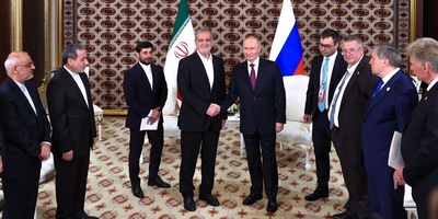 Pezeshkian and Putin Hold Productive Two-Hour Meeting at Shanghai Summit