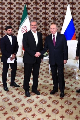 Pezeshkian and Putin Hold Productive Two-Hour Meeting at Shanghai Summit