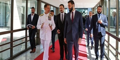 US-Syria Talks Heat Up as Top Military Commander Meets Jolani