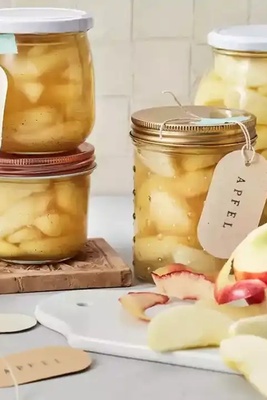 How to Make Apple Compote in the Microwave!