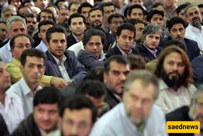  Ehsan Khajeh Amiri, Majid Akhshabi, and Amir Tajik