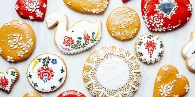 How to Make Royal Icing for Decorating Cookies and Cakes + Video