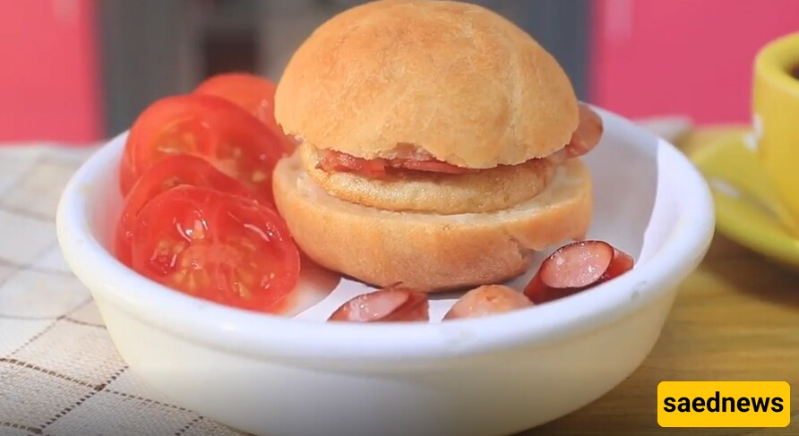 Quick & Tasty: Restaurant-Style Chicken / Mini Breakfast with Eggs – Delicious American Dish