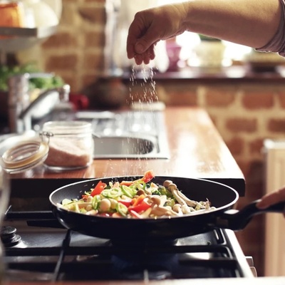 How To Make Flavorless Food Taste Better Before Adding Salt