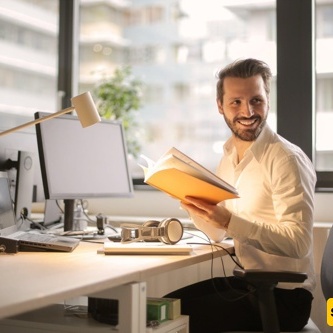 Habits Of Organized People In The Workplace