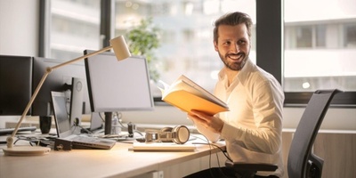 Habits Of Organized People In The Workplace